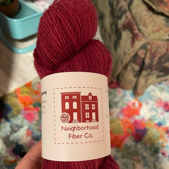 Rustic Fingering Merino Wool Yarn by Neighborhood Fiber Co - Picture 2 of 4